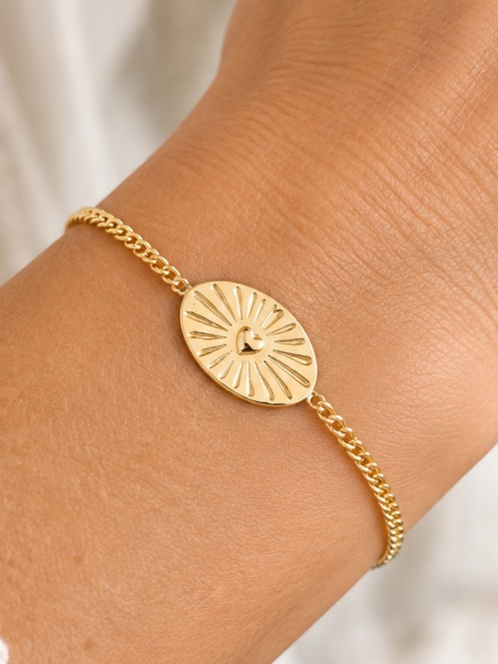 MONICA VINADER 14K GOLD TALISMAN HEART BRACELET 7.5โ
